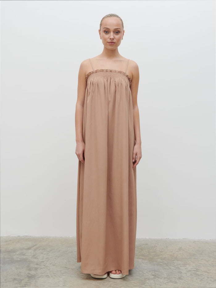 Noor Is 5'8.5" & Wears Size UK 8|Ada Maxi Dress - Biscuit