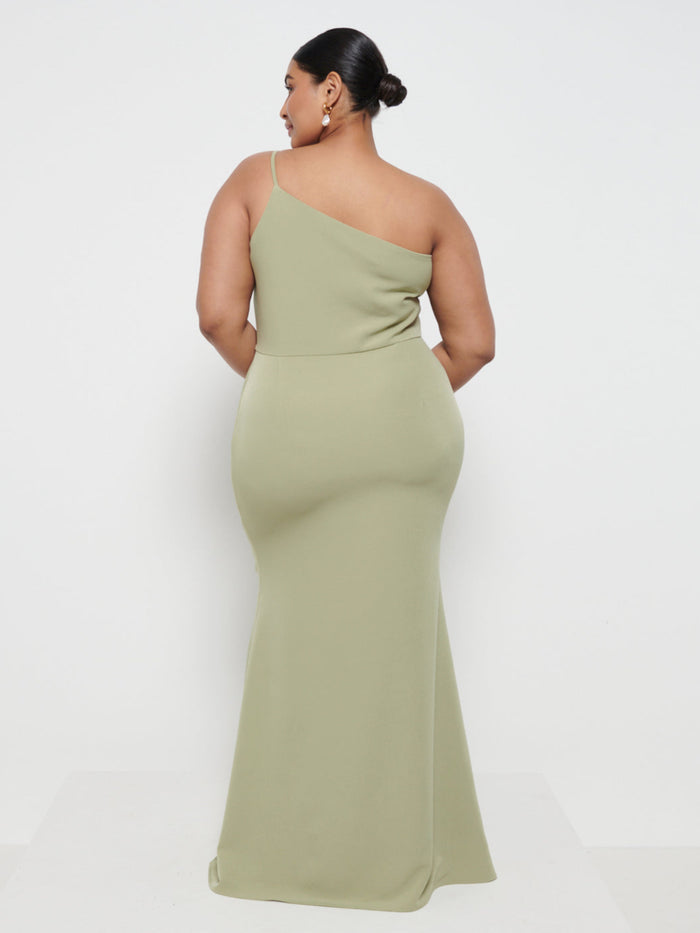 Souki Is 5'8" & Wears Size UK 18|Amelia Crepe Maxi Bridesmaid Dress Curve - Olive