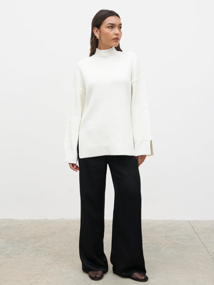 Lana is 5.9.5" & Wears Size UK S|Amory Grown Neck Knit Jumper - Cream Marl
