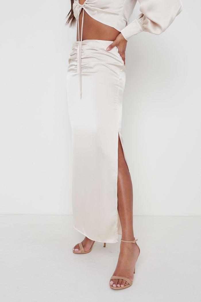 Sachi Is 5’7” & Wears Size UK 8|Bec Ruched Waist Midaxi Skirt - Oyster