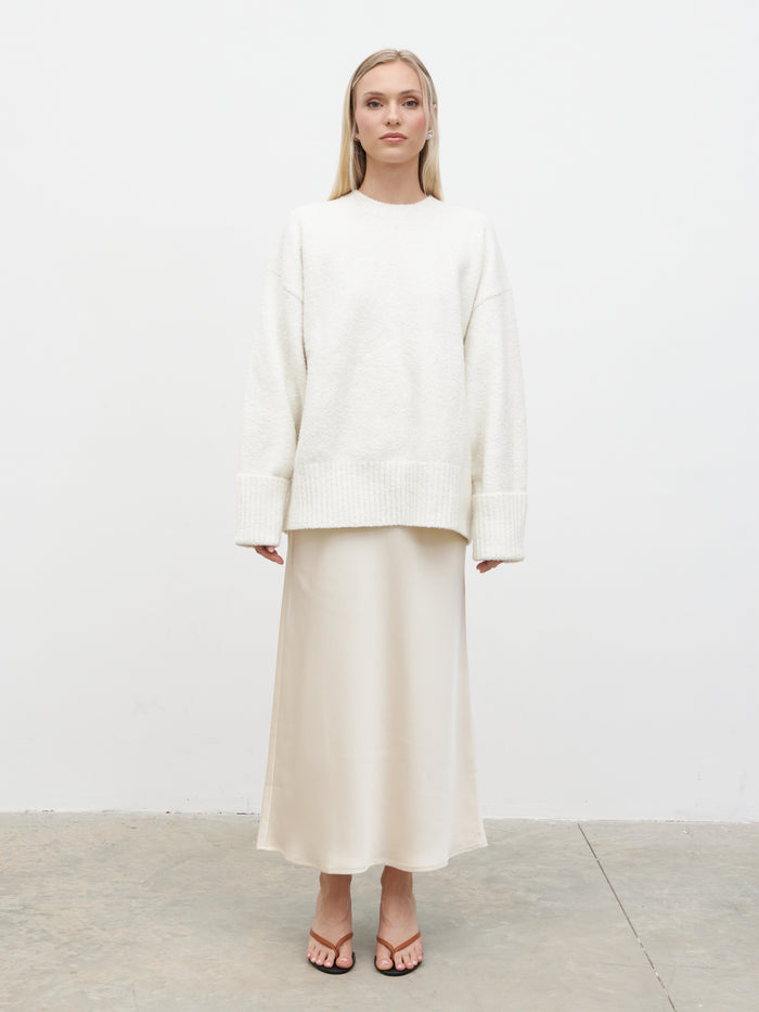 Honor is 5'4" & Wears Size UK 8|Breya Satin Midaxi Skirt - Oyster