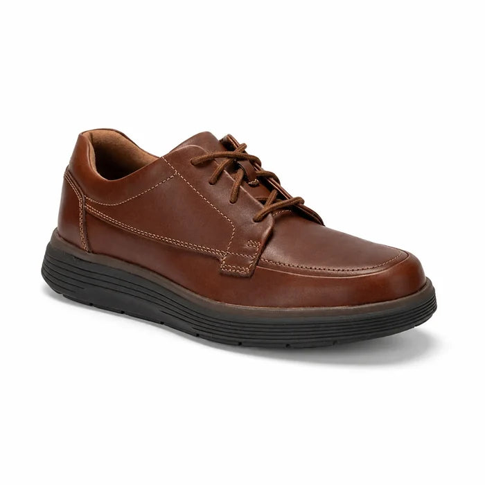 Brown leather men’s lace-up business shoes with cushioned sole