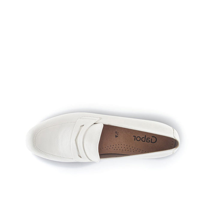 Beige leather loafer with slip-on strap and Gabor logo on insole