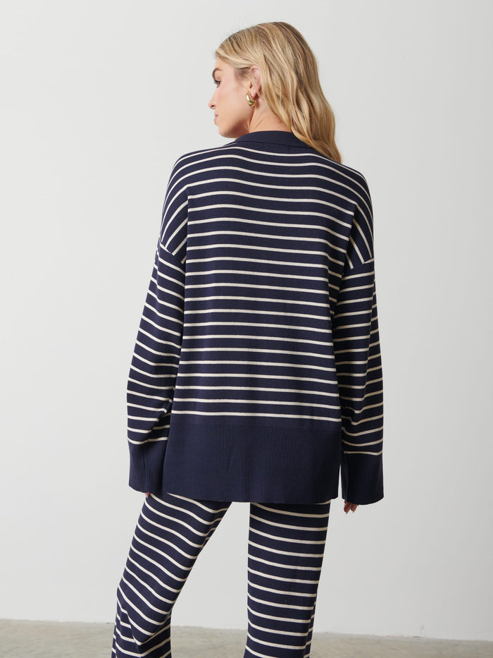 Taylor Is 5'9" & Wears Size UK S|Hayden Striped Jumper - Navy and Cream