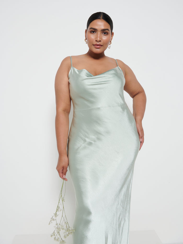 Souki Is 5'8" & Wears Size UK 18|Keisha Maxi Bridesmaid Dress Curve - Matte Sage