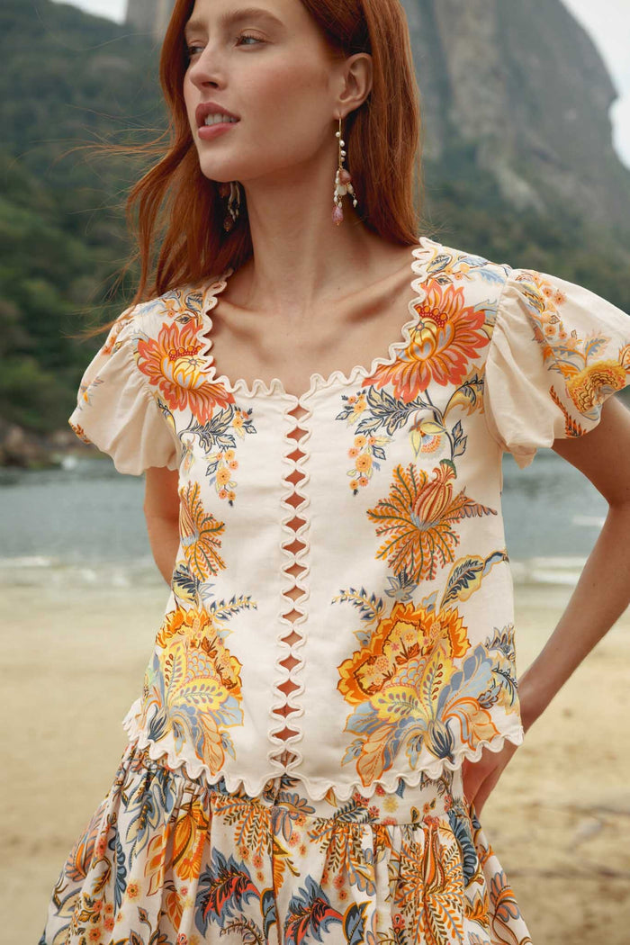 FARM Rio model wearing the Light Pink Ligia Short Sleeve Lenzing Ecovero Euroflax Blouse