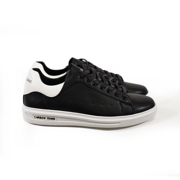 Carbon Urban Signature Logo Sneakers in black leather with white soles and contrast heel tab, street-ready footwear.