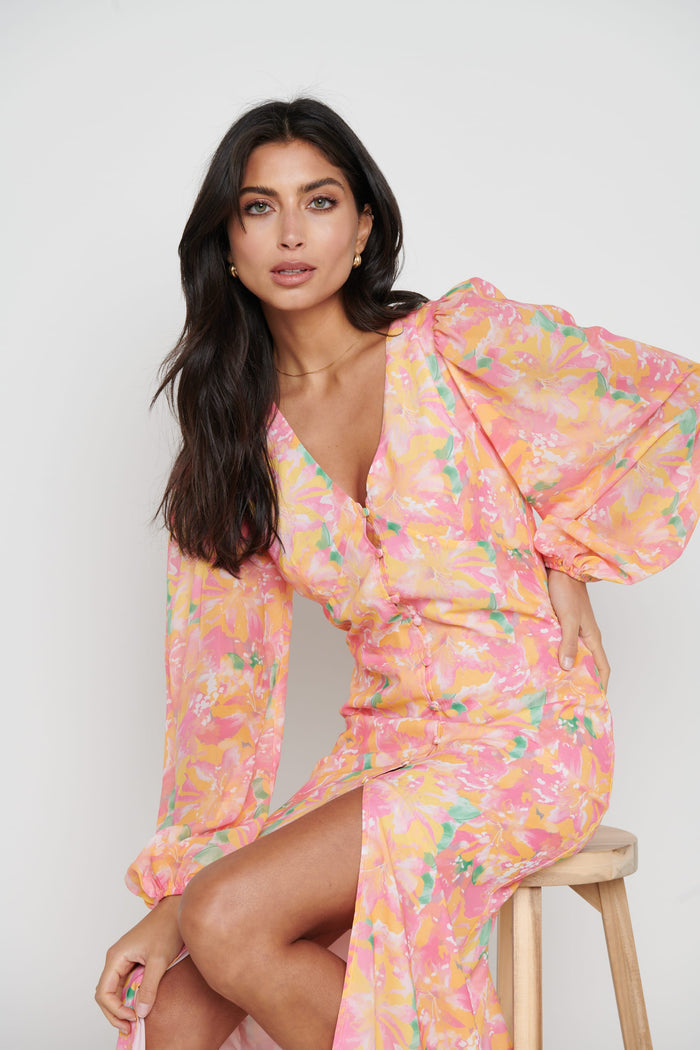 Lygia Is 5'9" & Wears Size UK 8|Naya Midaxi Dress - Orange and Pink Floral