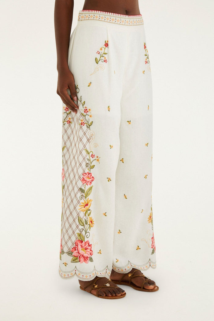 FARM Rio model wearing the Pff-White Flower Embroidery Wide-Leg Pants