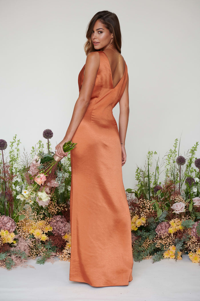 Elissa Is 5'8.5" & Wears Size UK 8|Piper Maxi Bridesmaid Dress - Matte Copper