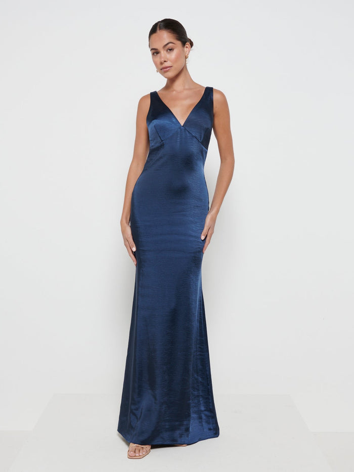 Elissa Is 5'8.5" & Wears Size UK 8|Piper Maxi Bridesmaid Dress - Matte Navy