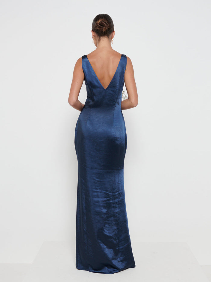 Elissa Is 5'8.5" & Wears Size UK 8|Piper Maxi Bridesmaid Dress - Matte Navy