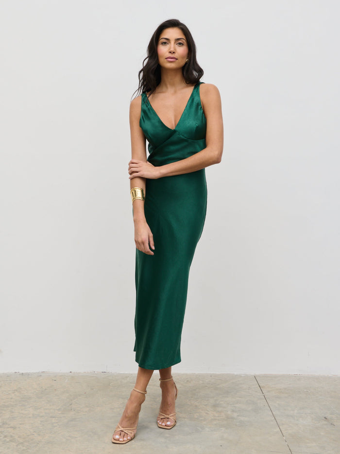Lygia Is 5'9" & Wears Size UK 8|Piper Midi Dress - Emerald Green