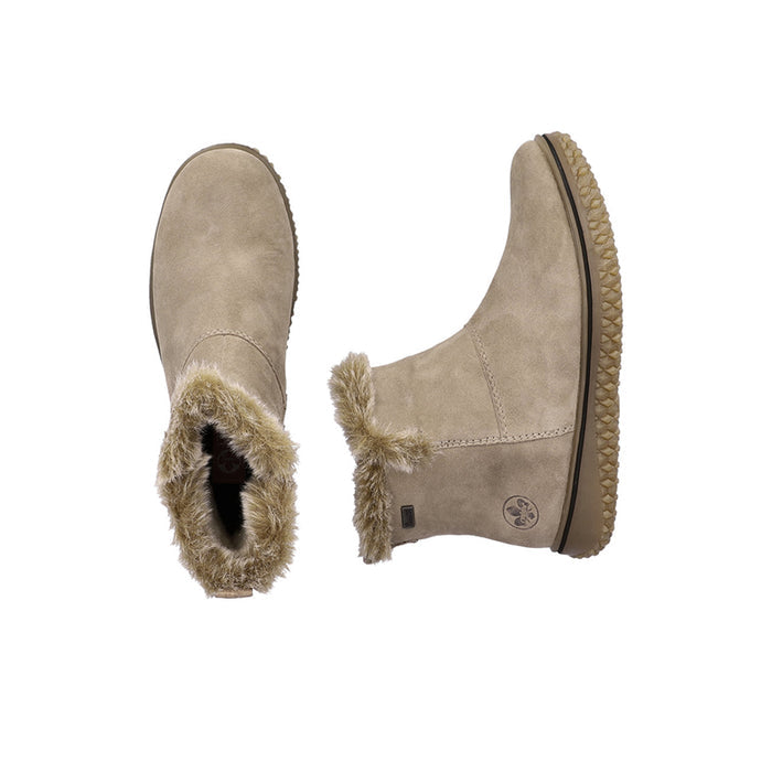 Beige suede ankle boots with faux-fur lining and cuff, side zip, textured sole