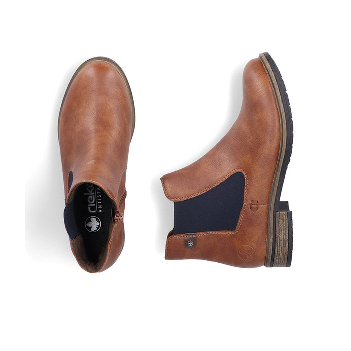 Brown Chelsea boots—front and side view—with elastic gore and dark lining