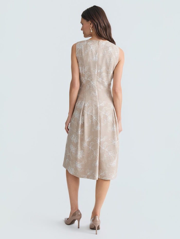Petite Sleeveless Box Pleat Dress, Embroidered, Straw Melange/White | Kasper