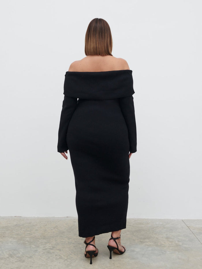 Rafaela Is 5'9" & Wears Size UK XL|Soreya Bardot Knit Dress - Black
