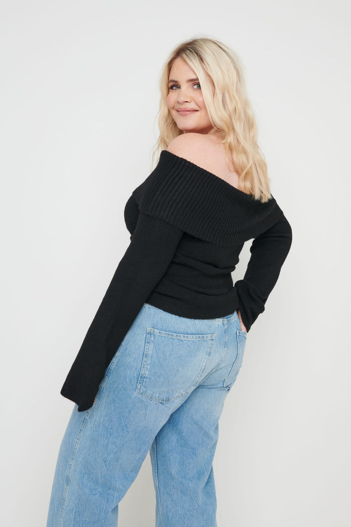Kayleigh Is 5'7" & Wears Size UK XS|Soreya Bardot Soft Knit Top - Black