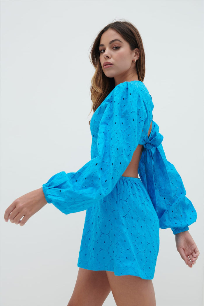 Elissa Is 5'8.5" & Wears Size UK 8|Tara Broderie Playsuit - Santorini Blue